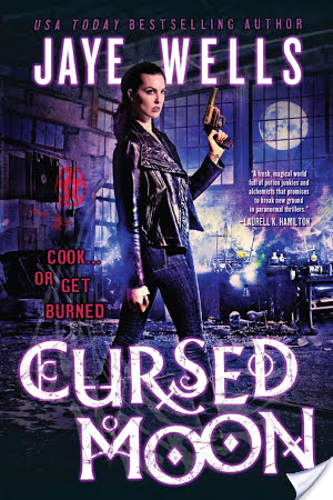 Review: Cursed Moon by Jaye Wells